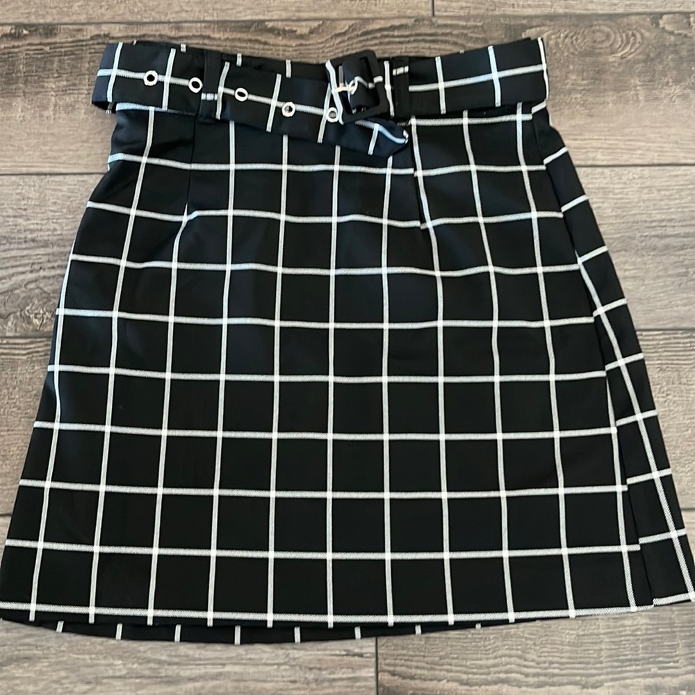 HM plaid skirt with belt